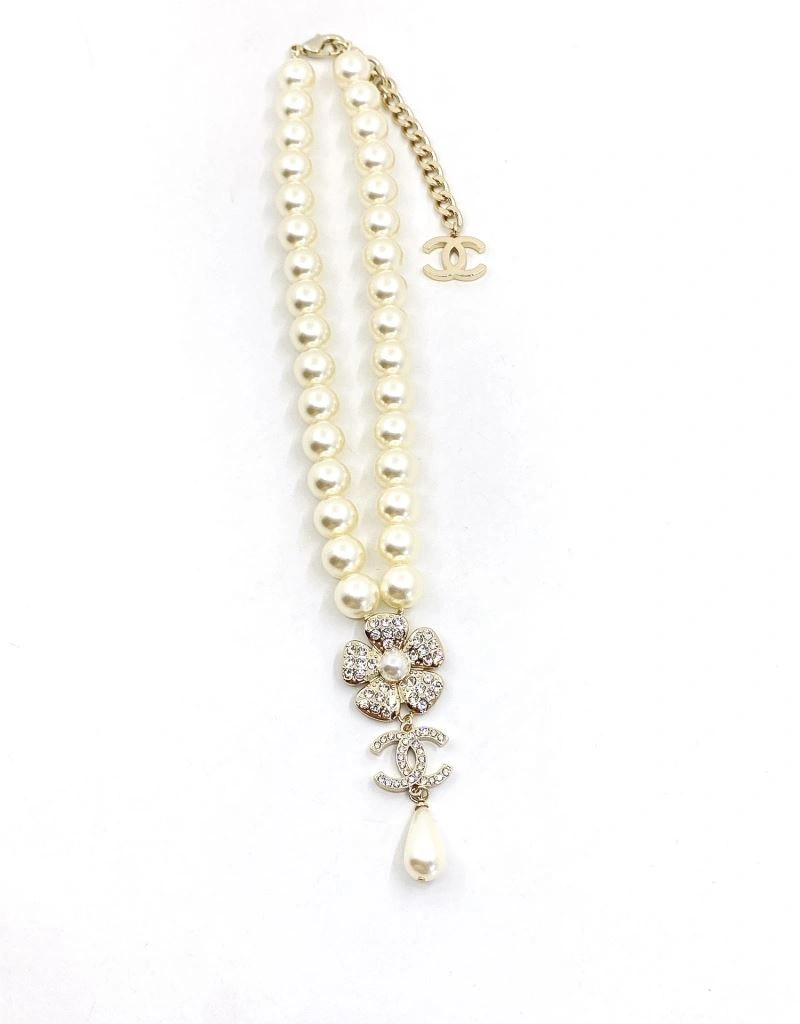 Refined Chxnxl Necklaces 293288