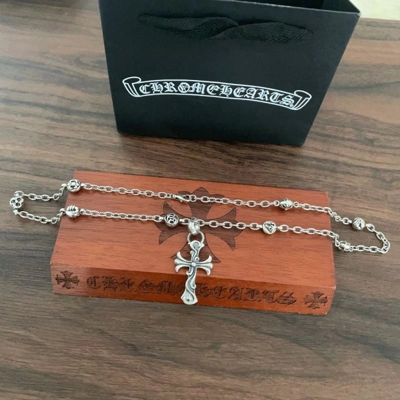 Compact Chrxmx Hxxrts Necklaces 301665