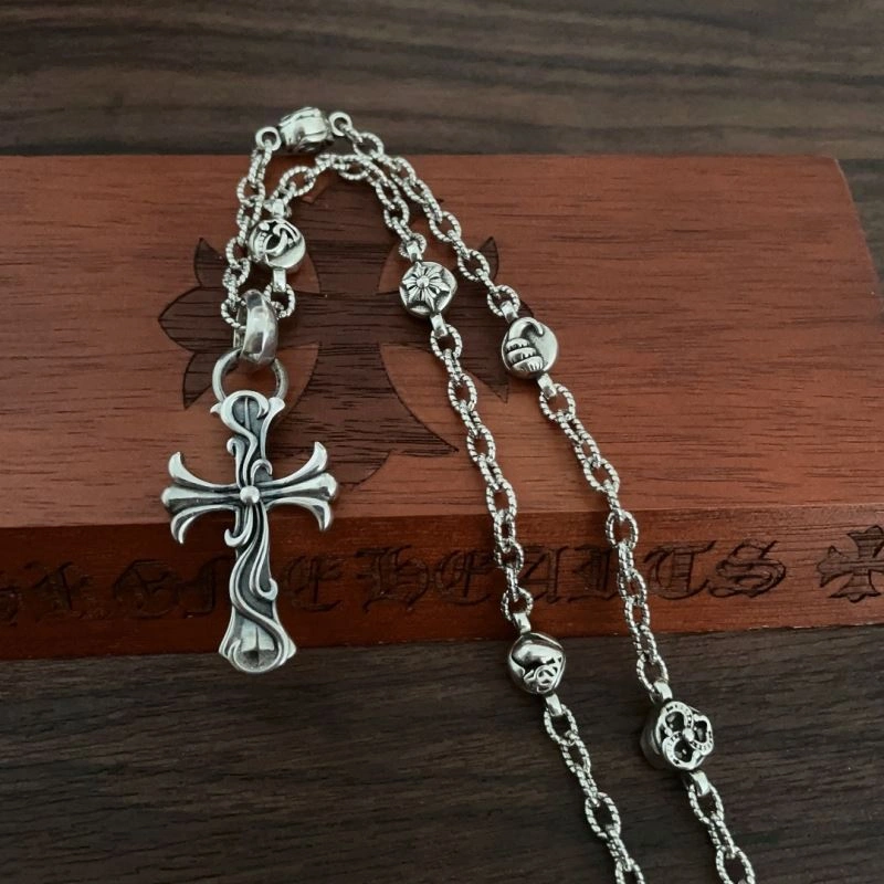 Compact Chrxmx Hxxrts Necklaces 301665