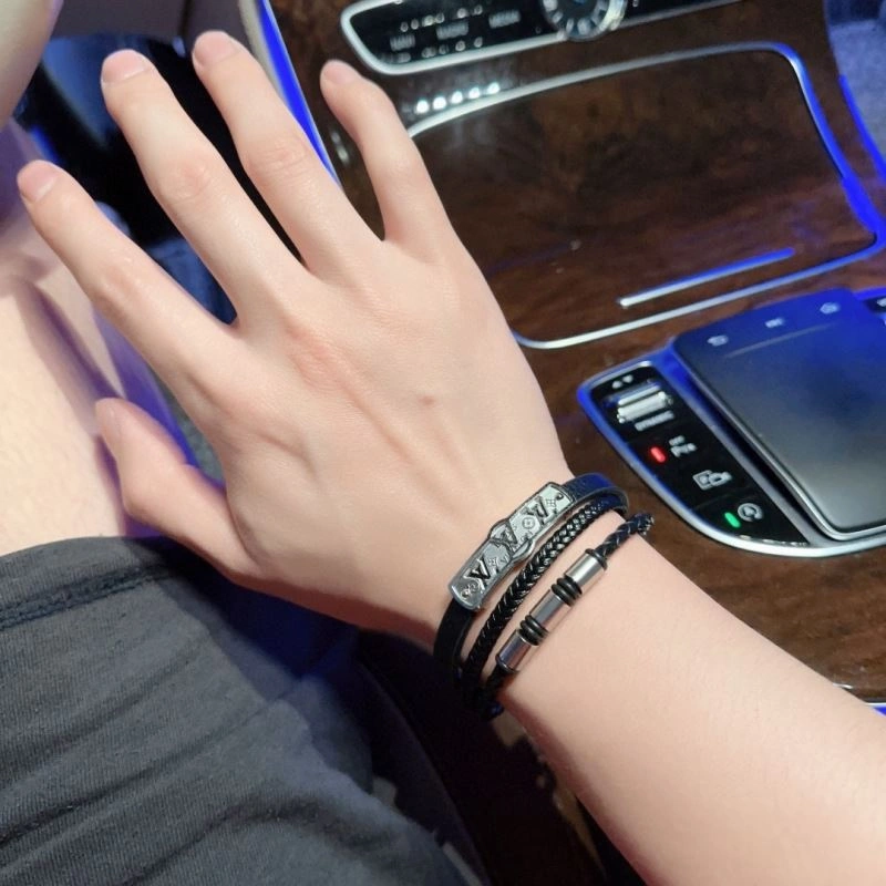 StreetReady LX Bracelets 312477