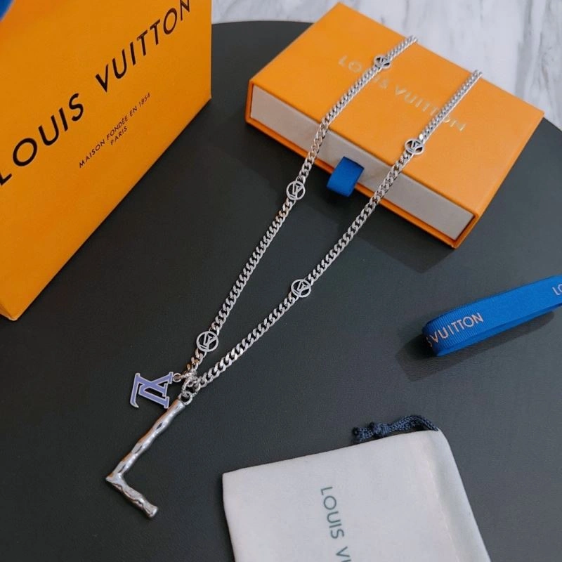 EyeCatching LX Necklaces 312227