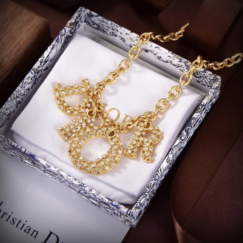 Christian Dxxr Necklaces Trendy 295574