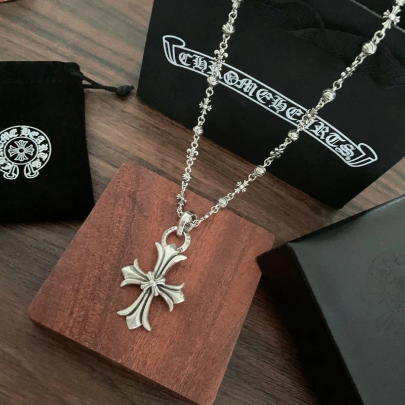 Chrxmx Hxxrts Necklaces Breathable 301651
