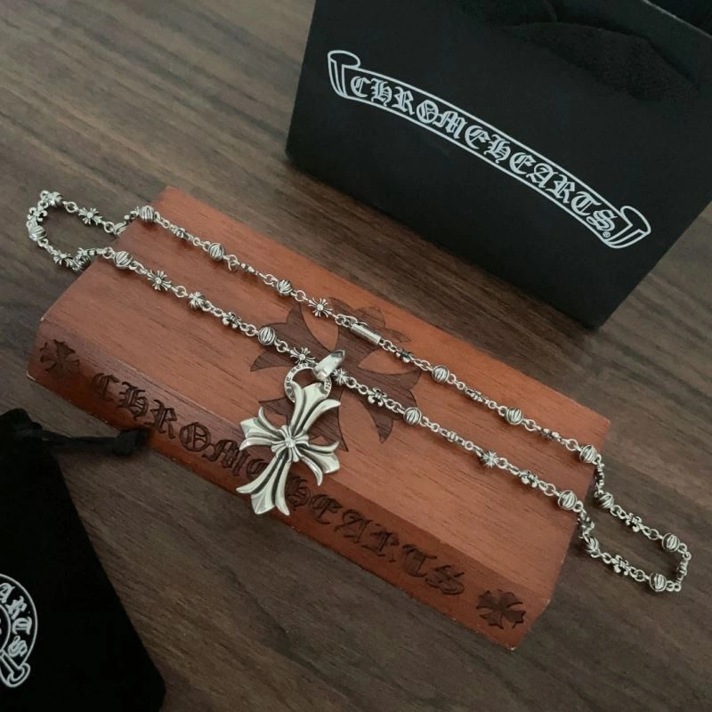 Chrxmx Hxxrts Necklaces Breathable 301651