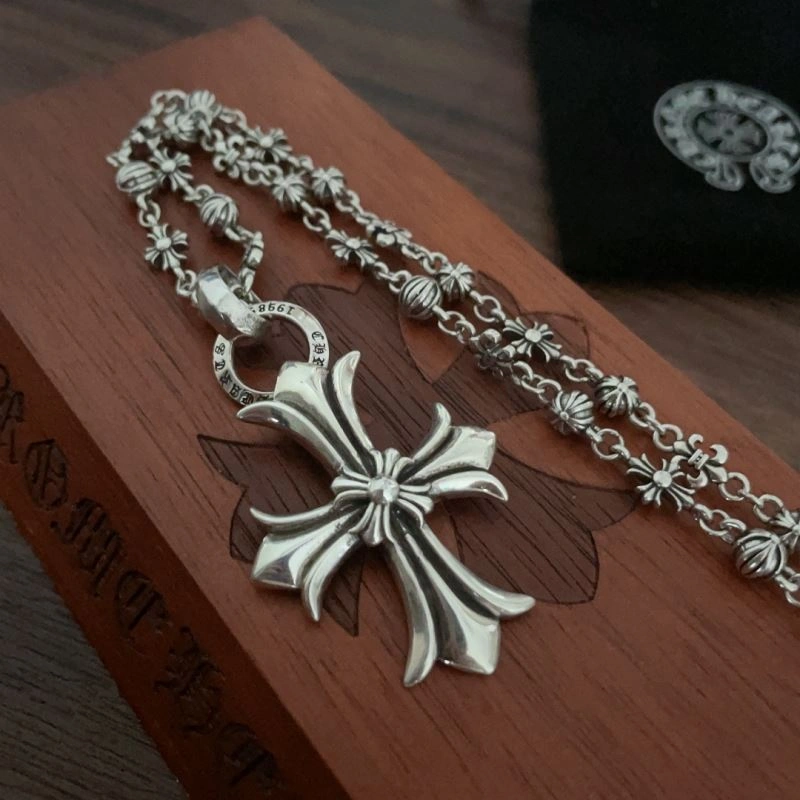 Chrxmx Hxxrts Necklaces Breathable 301651