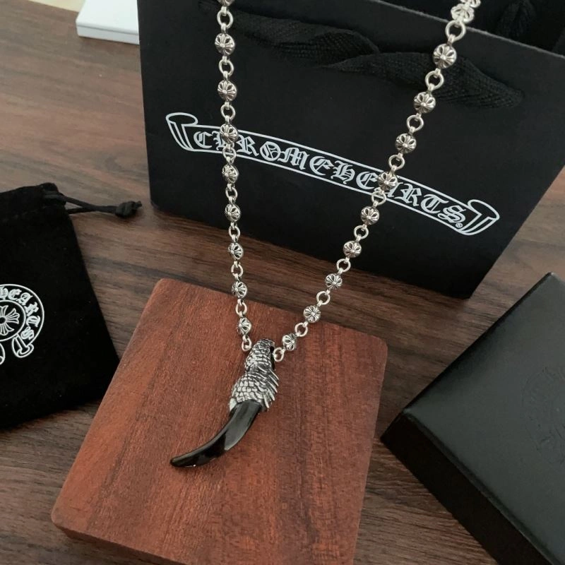 GoodFit Chrxmx Hxxrts Necklaces 301643