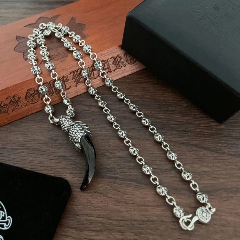 GoodFit Chrxmx Hxxrts Necklaces 301643