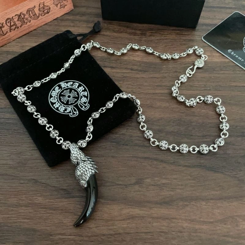 GoodFit Chrxmx Hxxrts Necklaces 301643