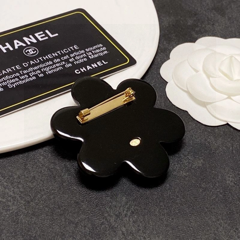Practical Chxnxl Brooches 293549