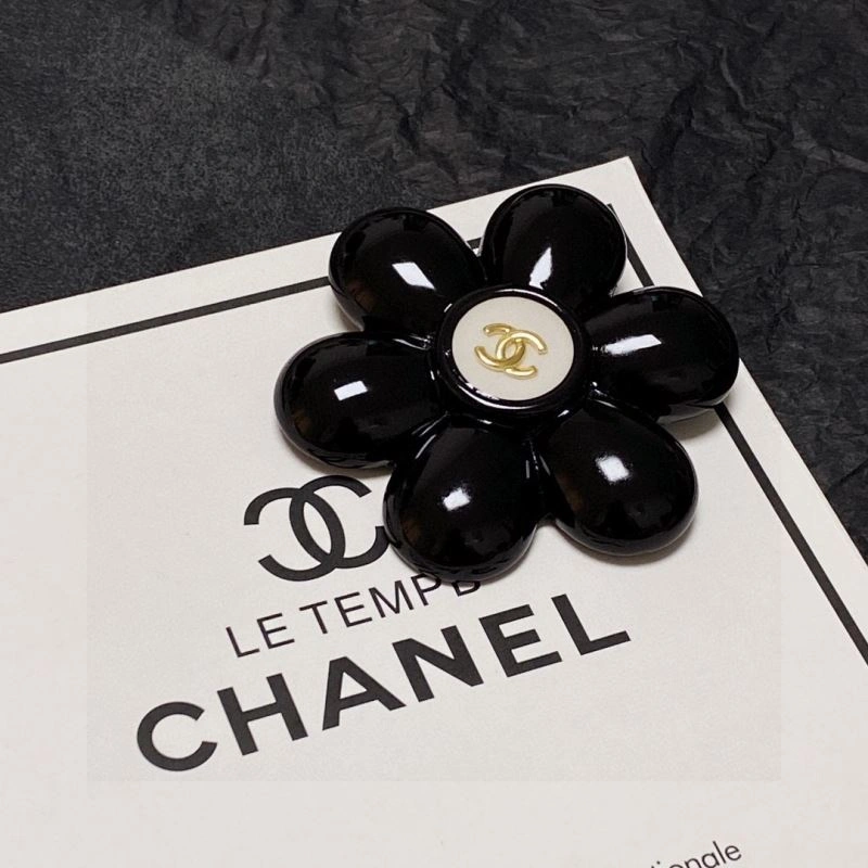 Practical Chxnxl Brooches 293549