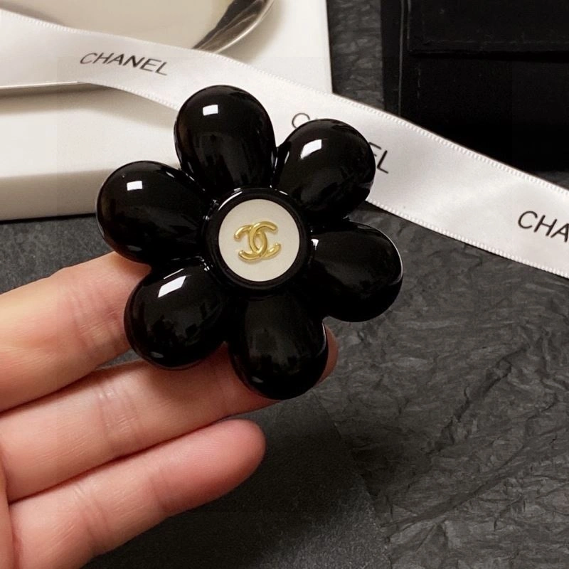 Practical Chxnxl Brooches 293549