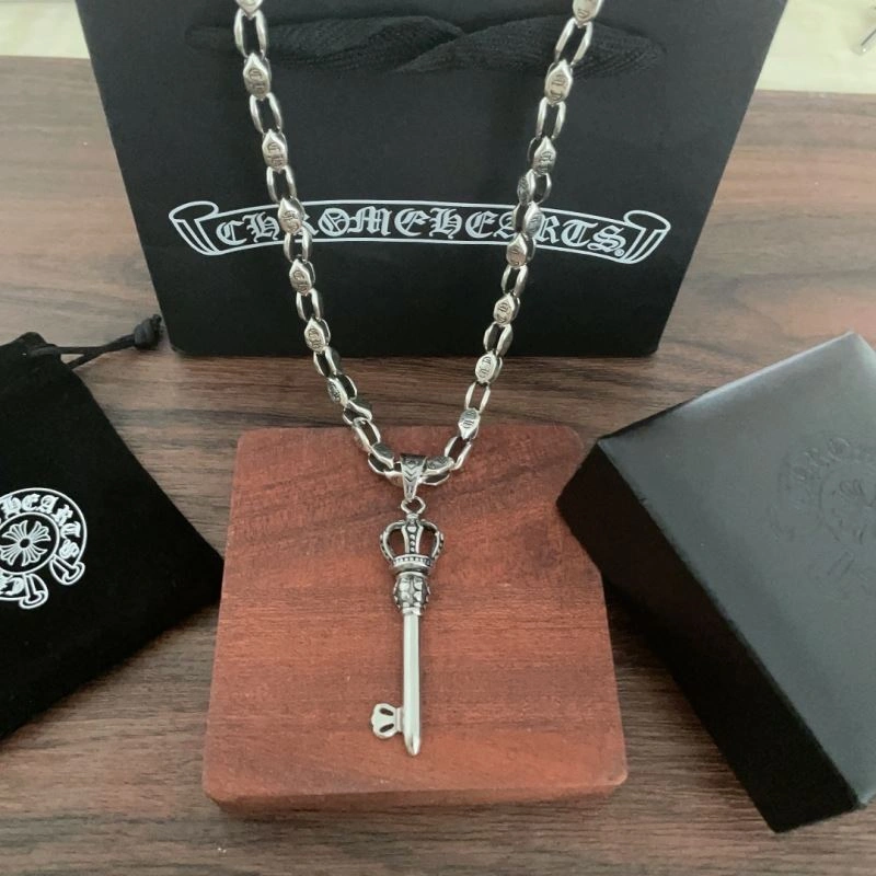 Compact Chrxmx Hxxrts Necklaces 301636