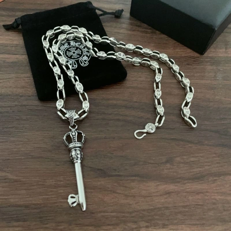 Compact Chrxmx Hxxrts Necklaces 301636