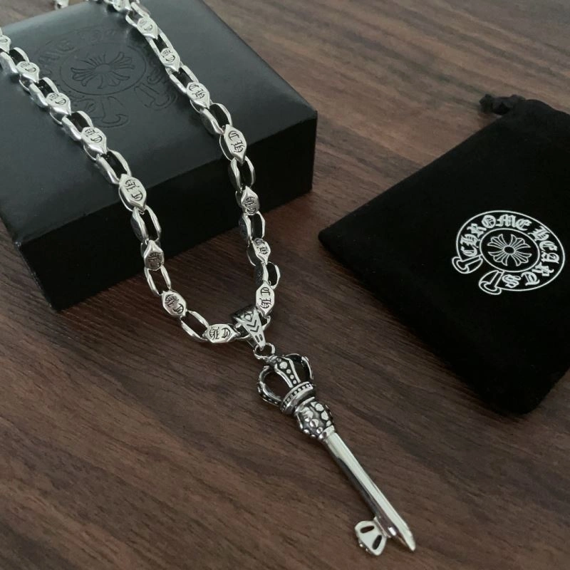 Compact Chrxmx Hxxrts Necklaces 301636