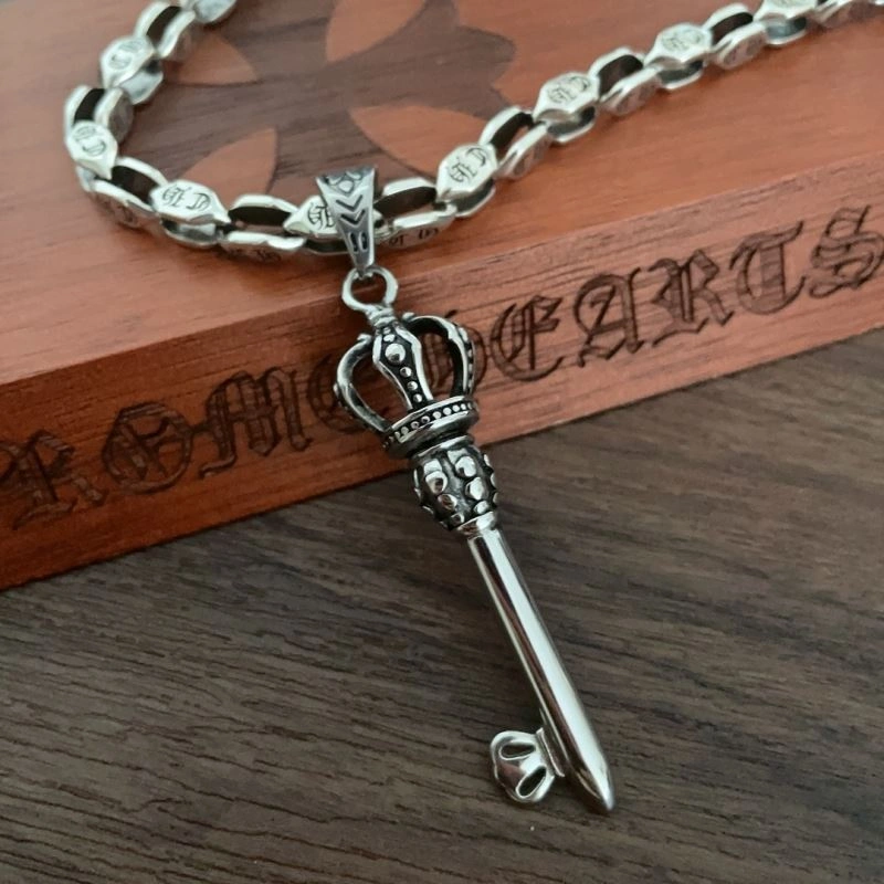 Compact Chrxmx Hxxrts Necklaces 301636