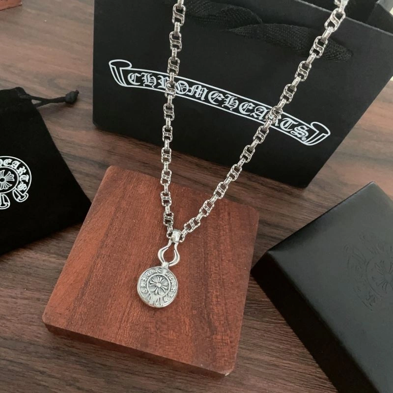 Chrxmx Hxxrts Necklaces DailyWear 301632