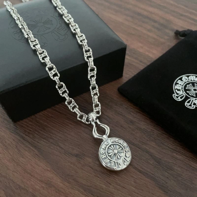Chrxmx Hxxrts Necklaces DailyWear 301632