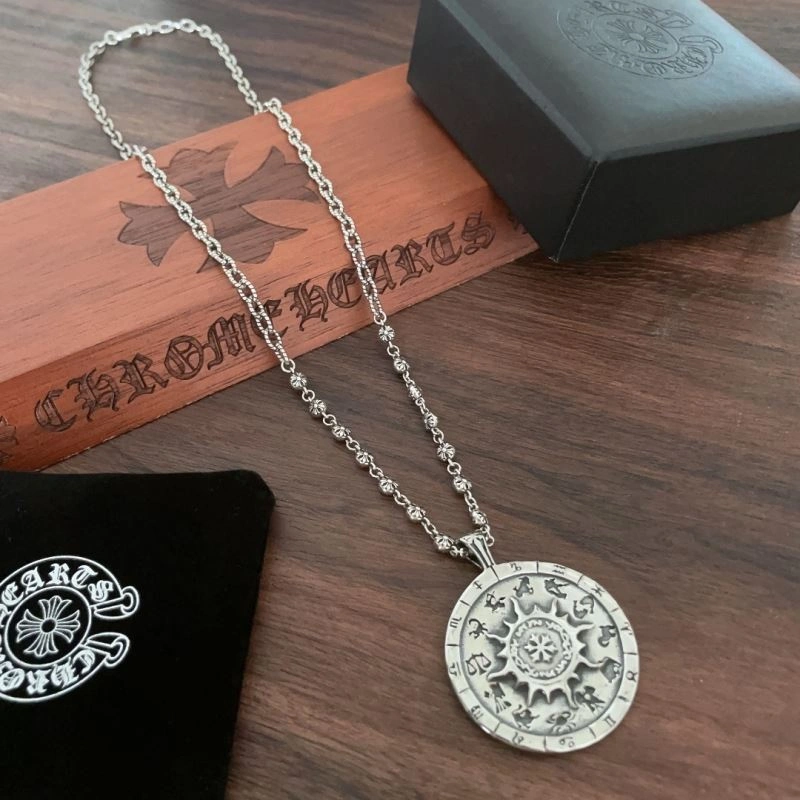 Cozy Chrxmx Hxxrts Necklaces 301625