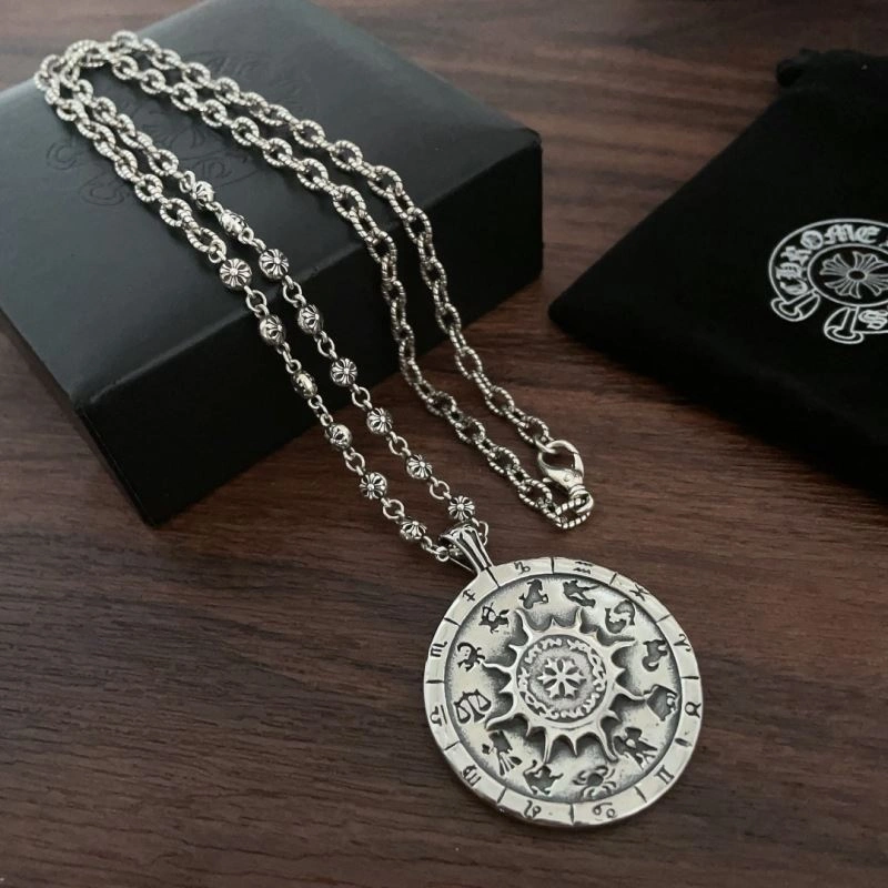 Cozy Chrxmx Hxxrts Necklaces 301625