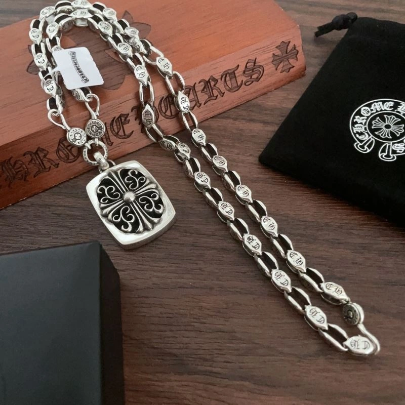 Fashionable Chrxmx Hxxrts Necklaces 301635