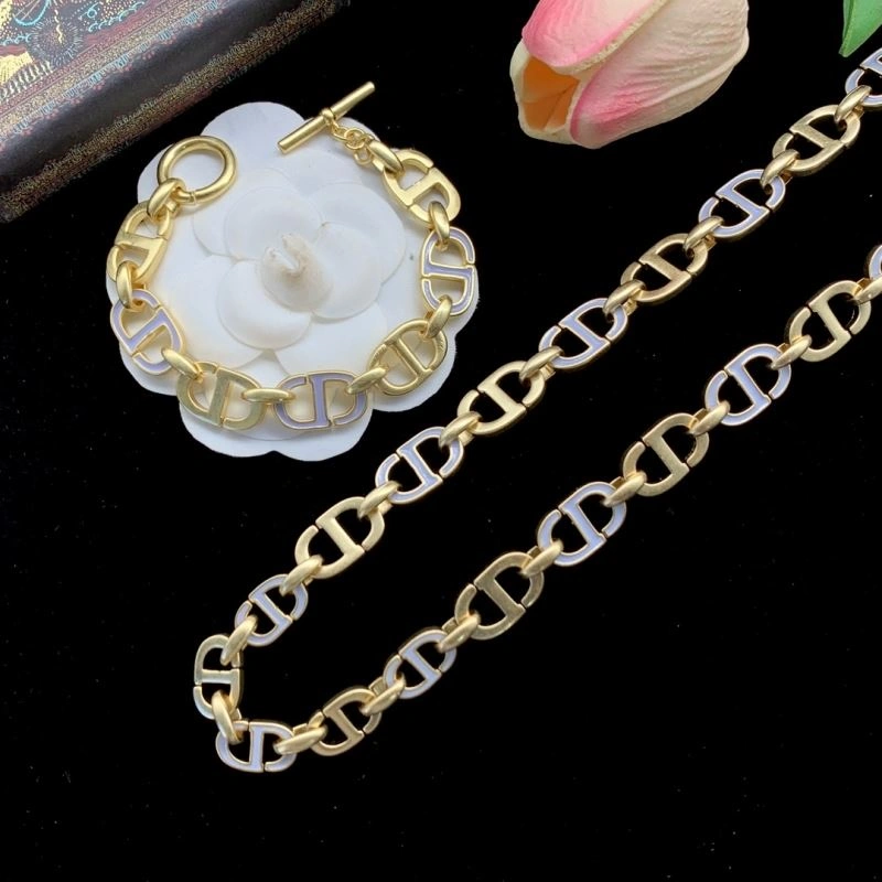 Sophisticated Christian Dxxr Necklaces 295572