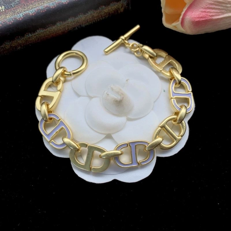 Sophisticated Christian Dxxr Necklaces 295572