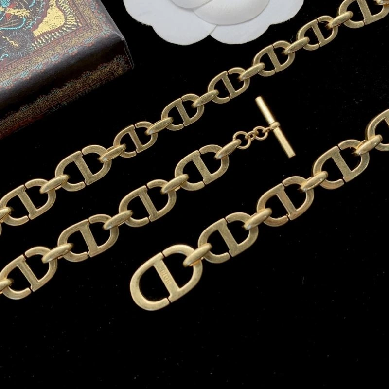 Sophisticated Christian Dxxr Necklaces 295572