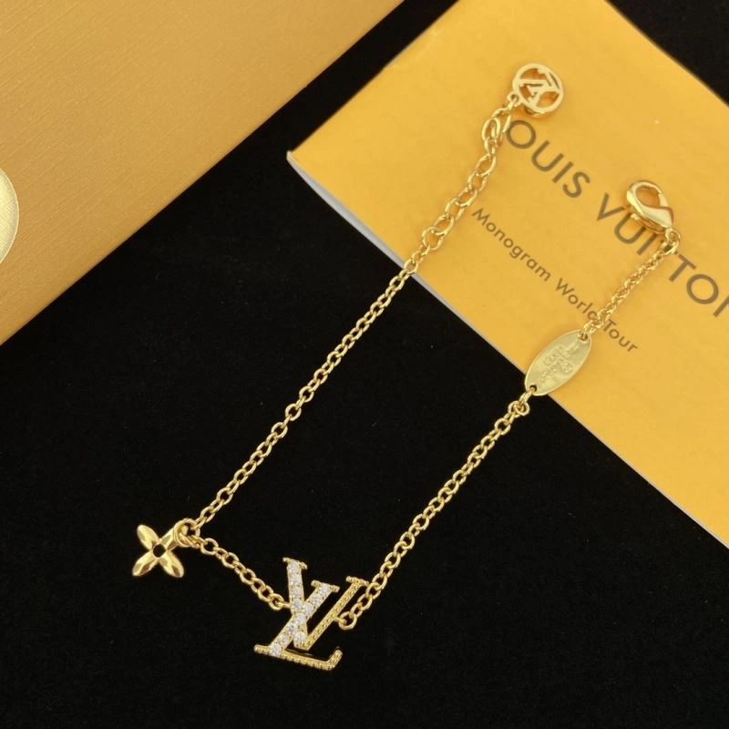 Lightweight LX Necklaces 312229