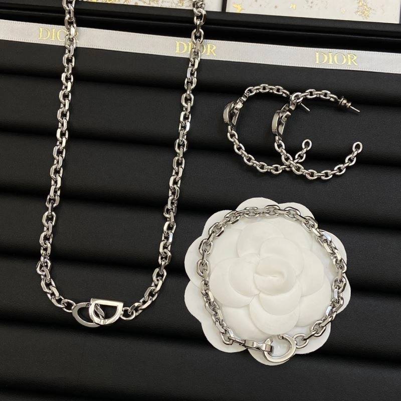 Timeless Christian Dxxr Necklaces 295575