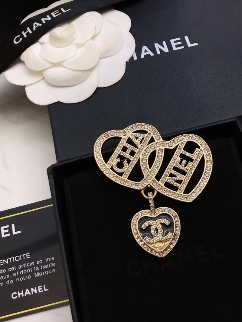 Efficient Chxnxl Brooches 293527