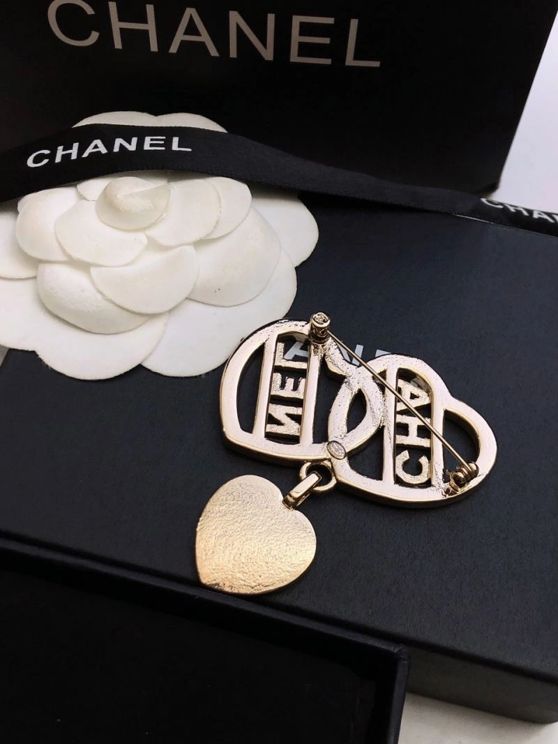 Efficient Chxnxl Brooches 293527