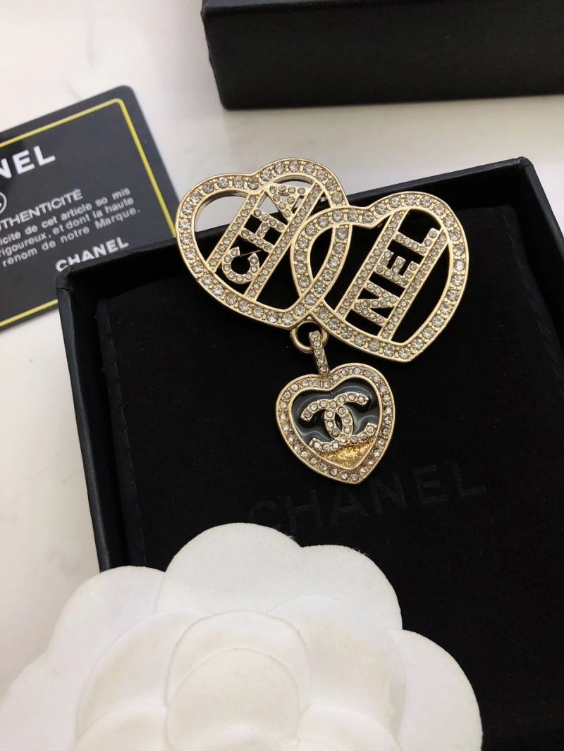 Efficient Chxnxl Brooches 293527