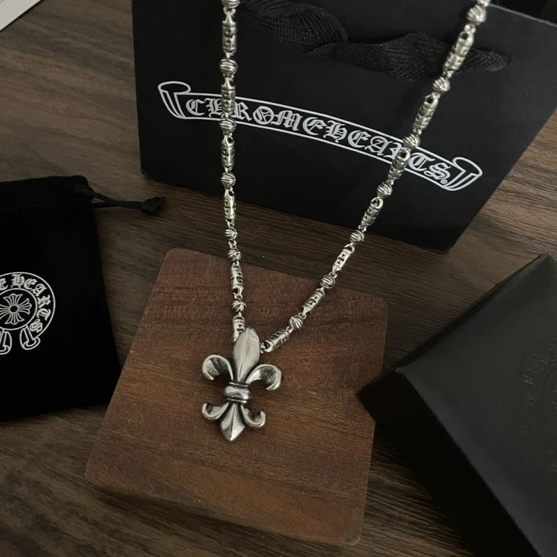 Chrxmx Hxxrts Necklaces Flexible 301630