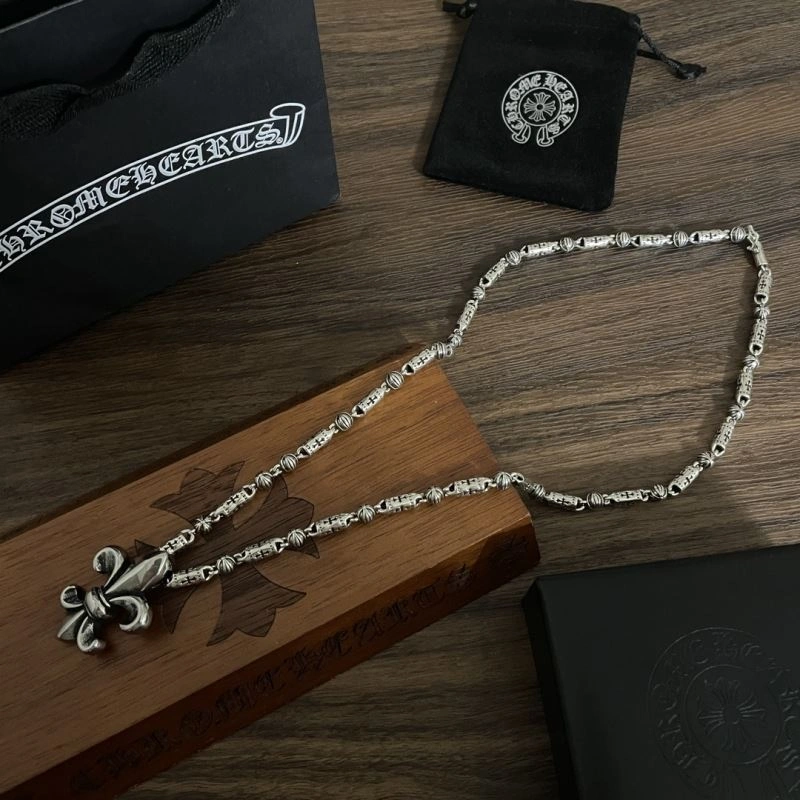 Chrxmx Hxxrts Necklaces Flexible 301630