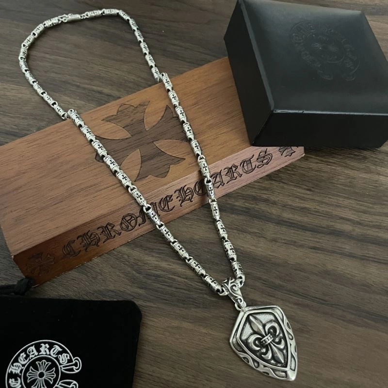 Chrxmx Hxxrts Necklaces Refined 301634