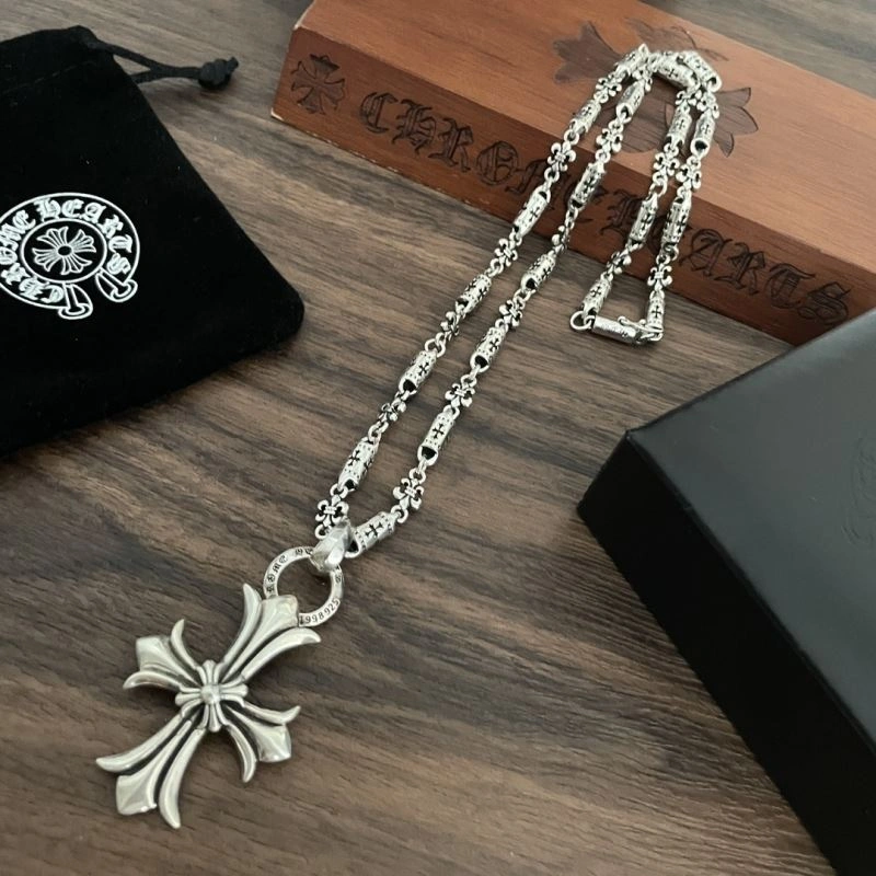 Durable Chrxmx Hxxrts Necklaces 301618
