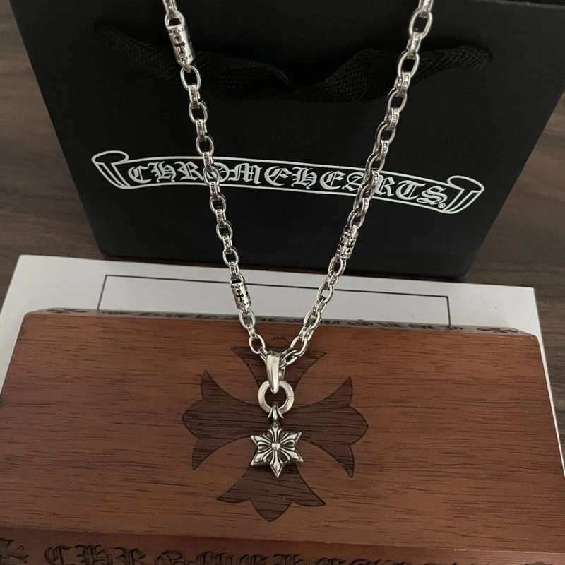 Chrxmx Hxxrts Necklaces Sophisticated 301613