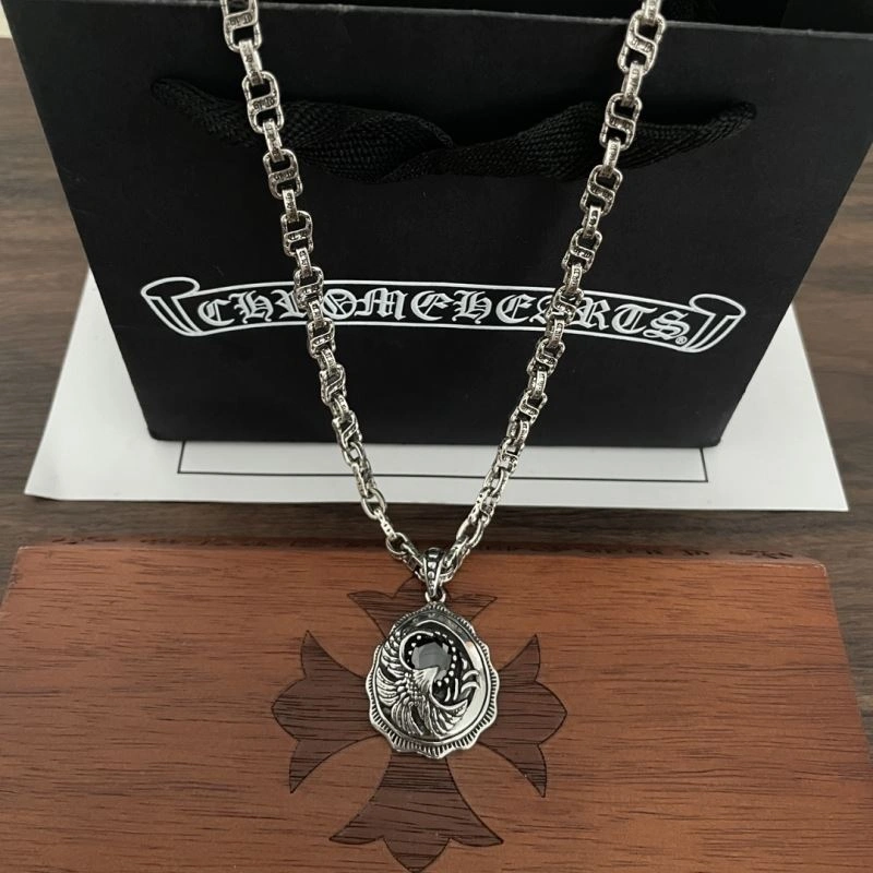 Trendy Chrxmx Hxxrts Necklaces 301617