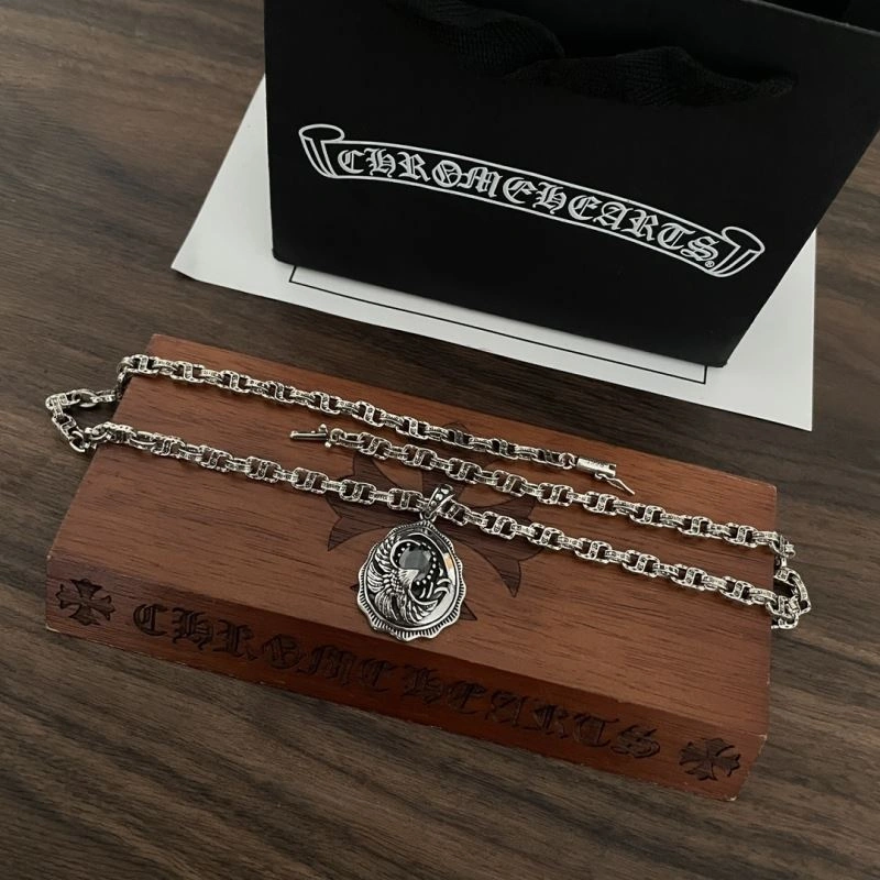 Trendy Chrxmx Hxxrts Necklaces 301617