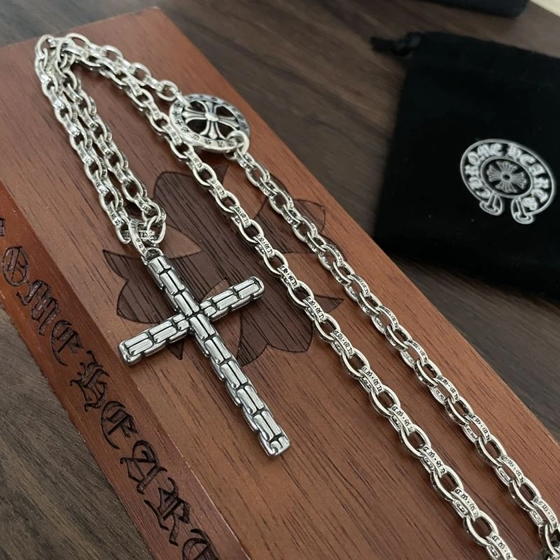 Versatile Chrxmx Hxxrts Necklaces 301609