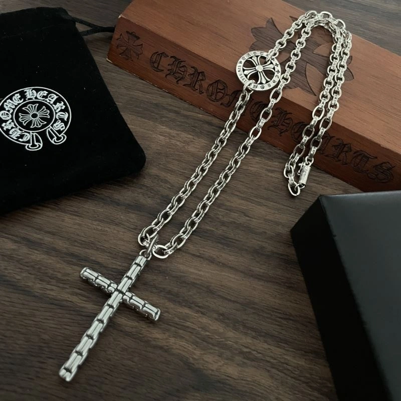 Versatile Chrxmx Hxxrts Necklaces 301609