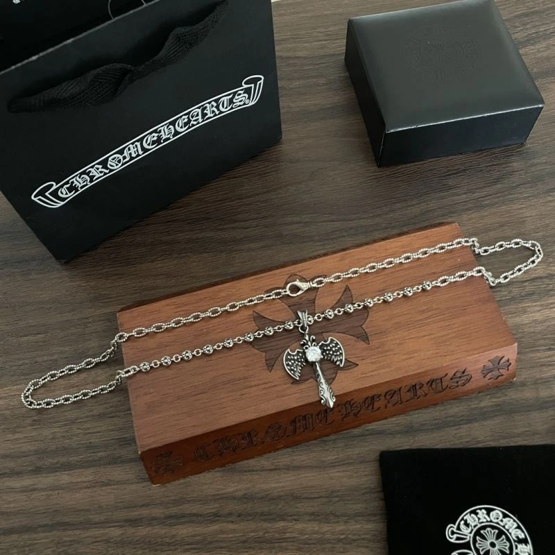 Modern Chrxmx Hxxrts Necklaces 301608