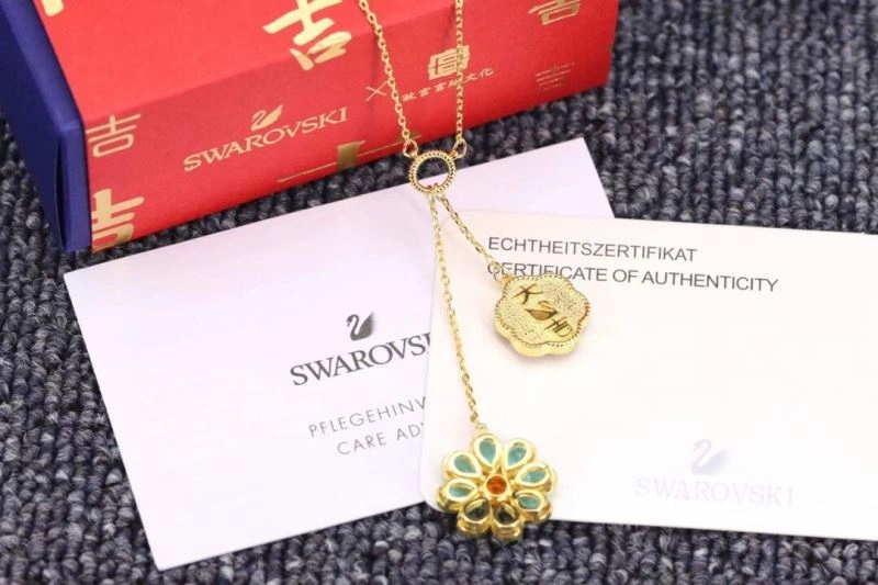 Swxrxvski Necklaces Comfortable 315334