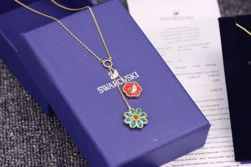 Swxrxvski Necklaces Comfortable 315334