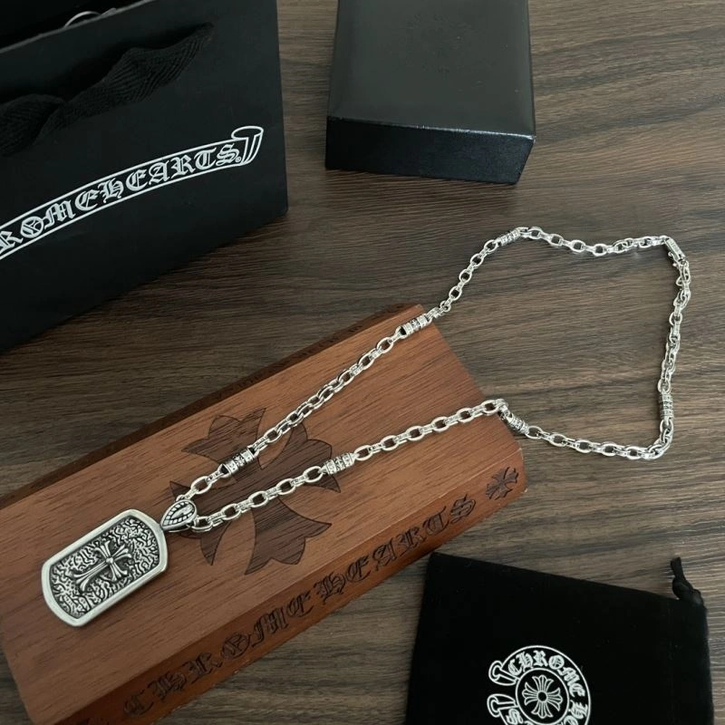 GoodFit Chrxmx Hxxrts Necklaces 301607