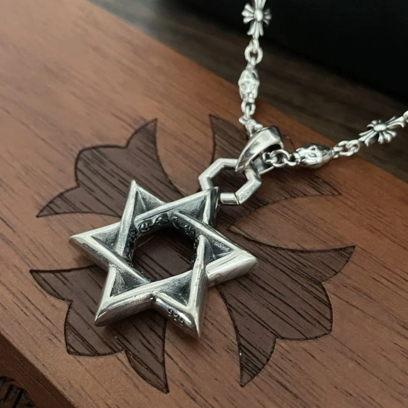 Refined Chrxmx Hxxrts Necklaces 301602