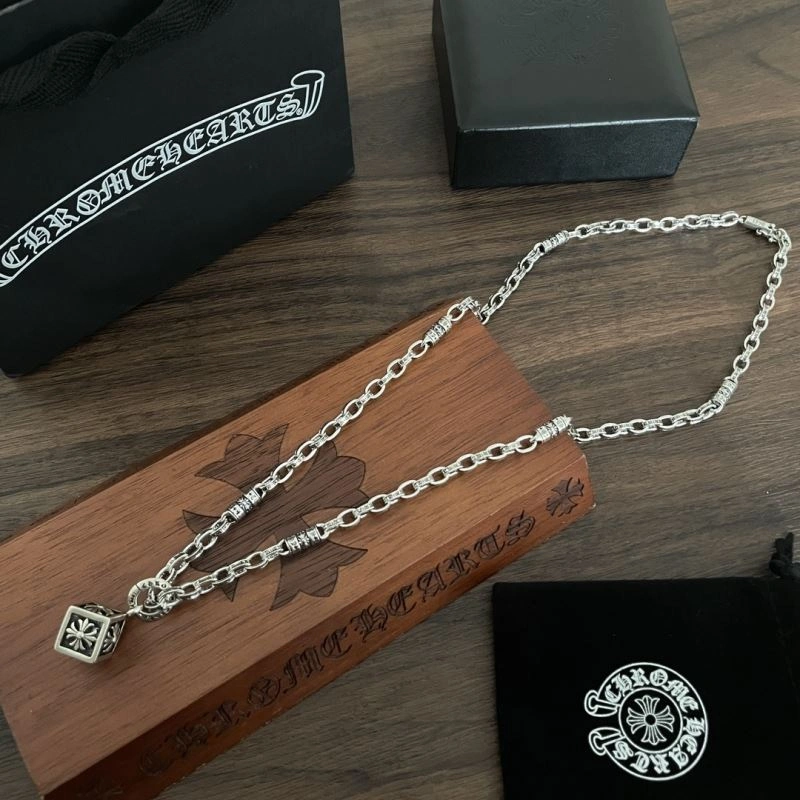 SportInspired Chrxmx Hxxrts Necklaces 301599