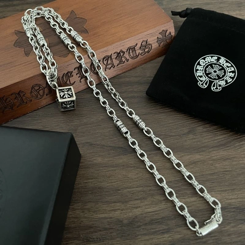 SportInspired Chrxmx Hxxrts Necklaces 301599