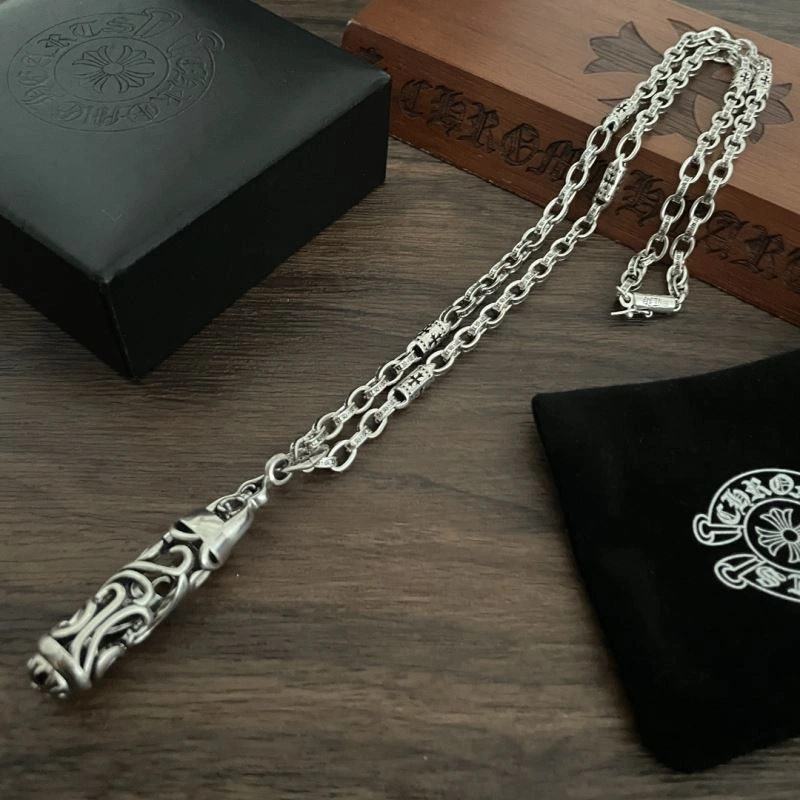 EyeCatching Chrxmx Hxxrts Necklaces 301590