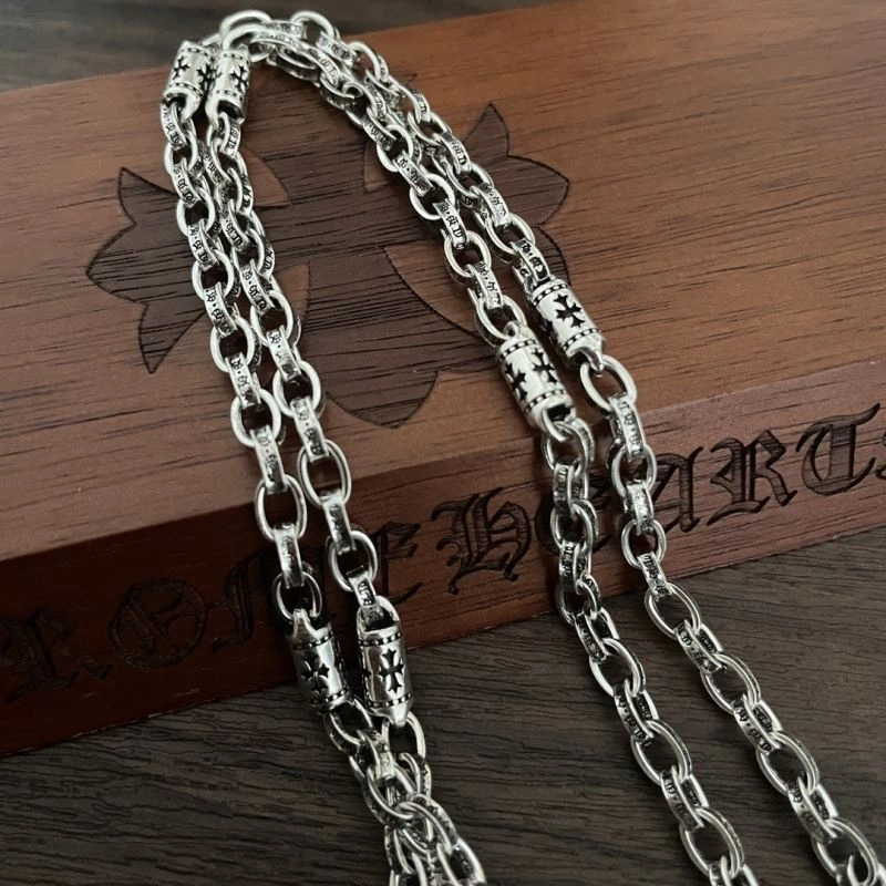 EyeCatching Chrxmx Hxxrts Necklaces 301590